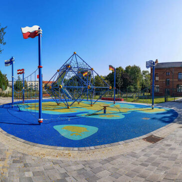 Neue Patenschaft für den Spielplatz der Nationen in Sudenburg / Sozialbeigeordneter übergibt Urkunde