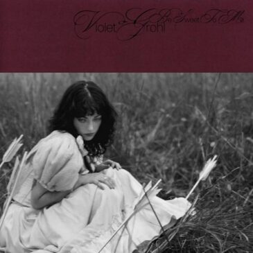 Violet Grohl veröffentlicht heute ihr Debütalbum „Be Sweet To Me“