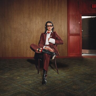 Towa Bird veröffentlicht neue Single & Video “Gentleman”