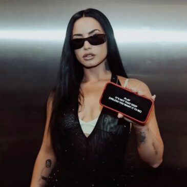 Demi Lovato veröffentlicht mit “It’s Not That Deep (Unless You Want It To Be)” die Deluxe-Version ihres aktuellen Albums