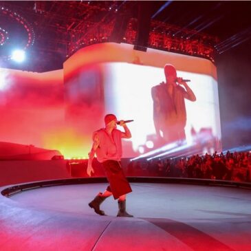 Bieberchella in den Charts! Justin Bieber stürmt mit „Beauty And A Beat“ auf Platz 1 – Katalog-Hit schreibt Musikgeschichte