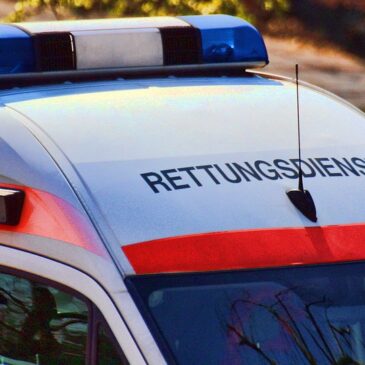 Landkreis Börde: Verkehrsunfall mit zwei Schwerverletzten Personen auf der B245