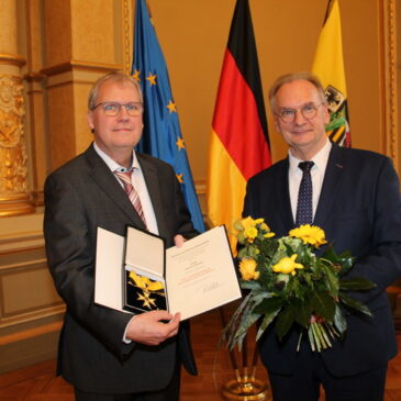 Ministerpräsident Haseloff überreicht Verdienstorden des Landes an Jens Bullerjahn