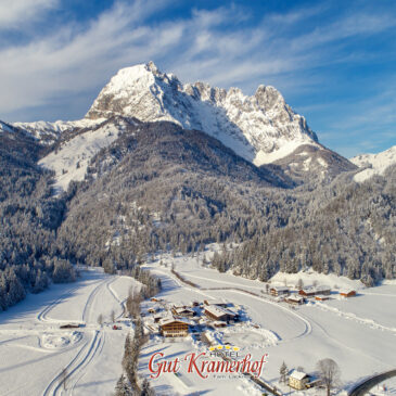 Endlich Schnee, juchhe! Da kommt Winterfreude auf im Hotel Gut Kramerhof in Kirchdorf am Wilden Kaiser