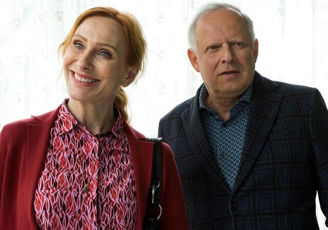 Familienkomödie: Familie Bundschuh – Woanders ist es auch nicht ruhiger (ZDF  00:45 – 02:15 Uhr)