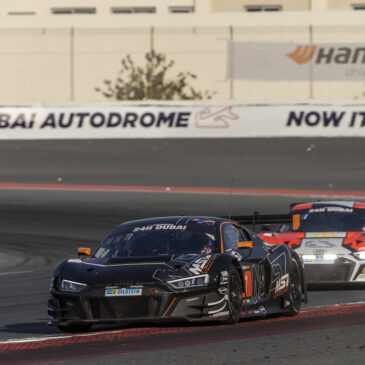 Doppelsieg für Audi-Kundenteam WRT bei den 24 Stunden Dubai