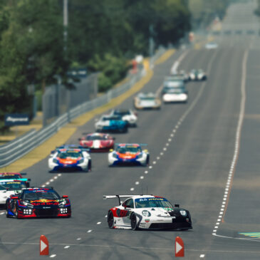 Zwei Porsche 911 RSR auf dem Podium der virtuellen 24 Stunden von Le Mans