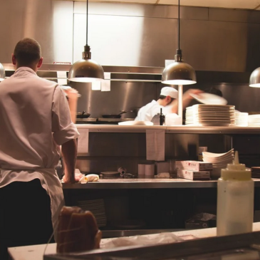 Corona-Krise: Zahl der Beschäftigten in der Gastronomie geht deutlich zurück