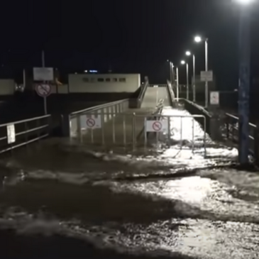 Sturmtief „Nadia“ sorgt für Hochwasser und Verkehrsbehinderungen