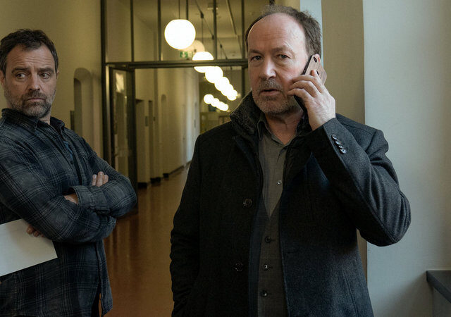 Thriller: Neben der Spur – Die andere Frau (3sat  20:15 – 21:45 Uhr)