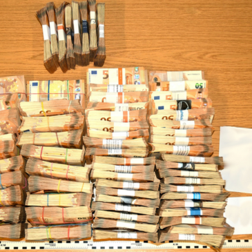 Halle/Saale: Durchsuchung wegen Drogenhandel – 750.000 € Bargeld sichergestellt