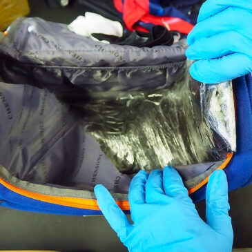 Neues vom Zoll: 530 Gramm Kokain beschlagnahmt – Drogen waren in eine Tasche eingenäht