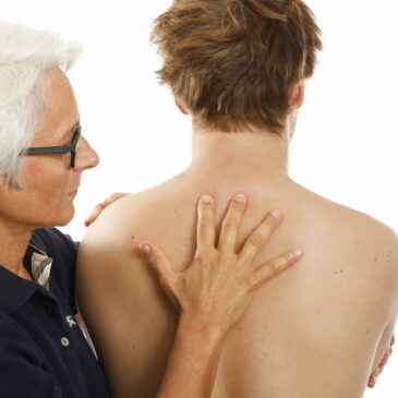 Volksleiden Nr.1: Mit Osteopathie gegen Rückenschmerzen / 15. März 2022: Tag der Rückengesundheit