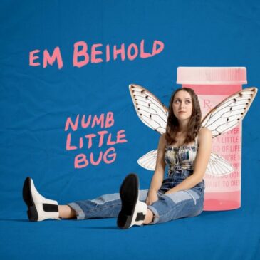 Shootingstar Em Beihold erobert mit “Numb Little Bug” das Publikum und die Charts rund um den Globus