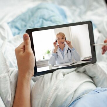 ARZTBESUCH PER VIDEOSPRECHSTUNDE: Diese Vorteile kann eine telemedizinische Behandlung haben