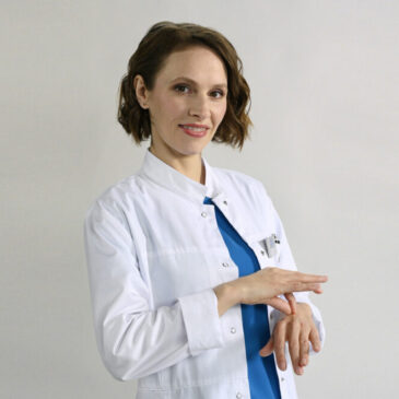 „In aller Freundschaft – Die jungen Ärzte“: Kassandra Wedel spielt die gehörlose Chirurgin Dr. Alica Lipp
