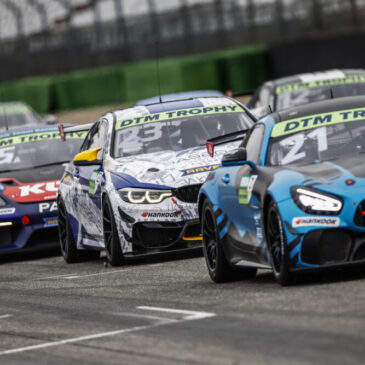 Erfolgreicher Testtag der DTM Trophy: 16-Jähriger Daniel Gregor im Porsche von KÜS Team Bernhard der Schnellste