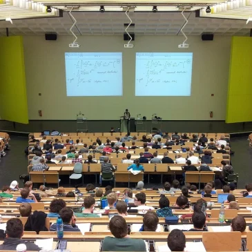 522 Studierende erhielten 2021 in Sachsen-Anhalt ein Deutschland-stipendium