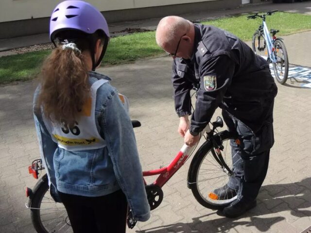 Polizeirevier Bördekreis: Aktuelle Polizeimeldungen (Verkehrslage)