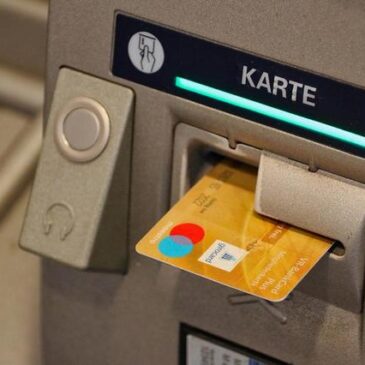 EC-Kartendiebstahl: Trotz Sperrung können Diebe noch mehrere Stunden Geld abheben