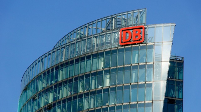 DB-Vorstand wird jünger und weiblicher