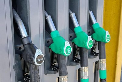 Benzin und Diesel in den meisten Nachbarstaaten Deutschlands aktuell teurer