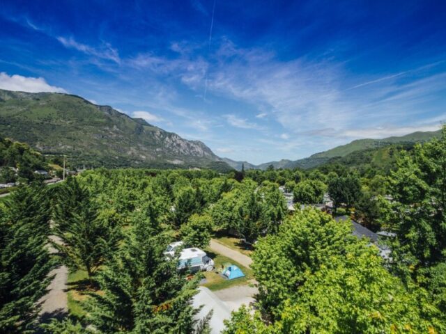 Camping in Frankreich: Nachhaltiges und naturnahes Camping-Konzept bei Yelloh! Village