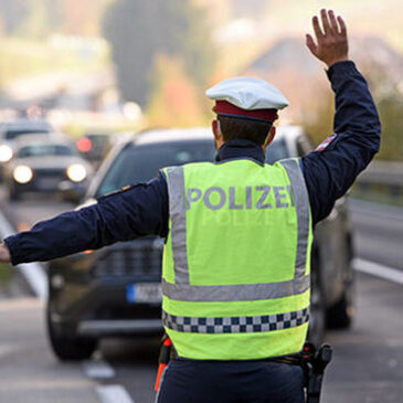 AvD weist auf besondere Verkehrsregeln im Ausland hin