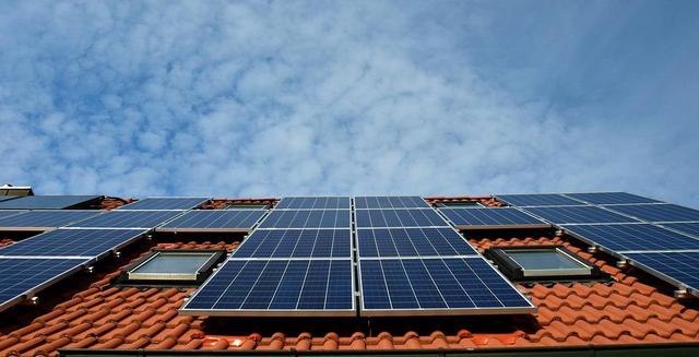 2,2 Millionen Photovoltaik-Anlagen in Deutschland installiert
