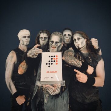 Metal-Band Powerwolf rockt die Offiziellen Deutschen Charts
