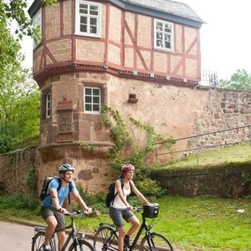 Märchenhafte Erlebnisse auf zwei Rädern: Vielseitige Fahrradtouren zwischen Lahn und Eder in Hessen