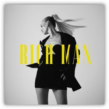 CAROLIN NIEMCZYK (Glasperlenspiel) präsentiert ihre Solo-Single „Rich Man“ / Musikvideo-Premiere um 14:30 Uhr