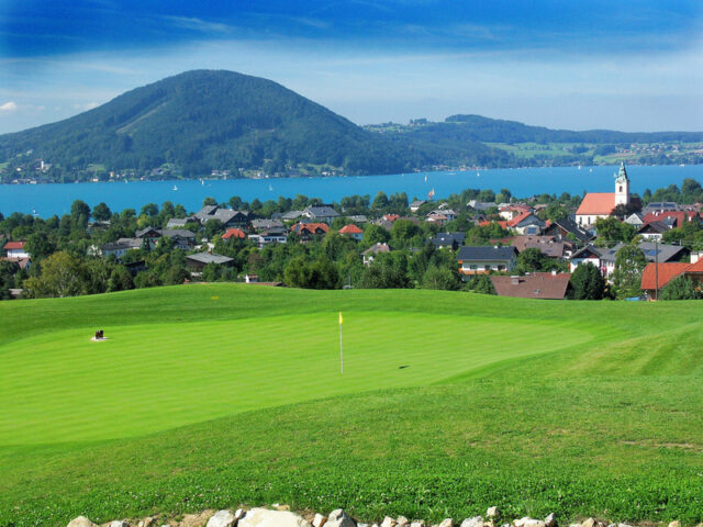 Golf in bester Lage – Zwei der schönsten Golfplätze Österreichs liegen am Attersee