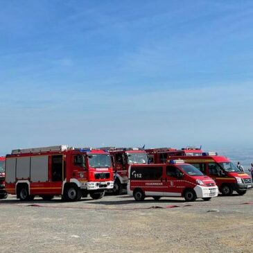 Nachbarschaftshilfe: Auch Feuerwehren aus dem Landkreis Börde (71 Einsatzkräfte mit 18 Fahrzeugen) sind im Waldbrandeinsatz im Harz