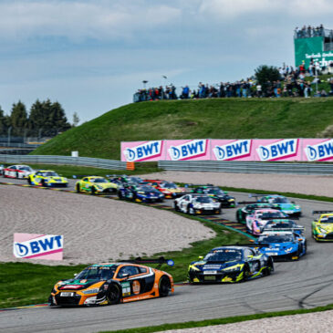 Überraschungssieger im Sachsenring-Thriller des ADAC GT Masters