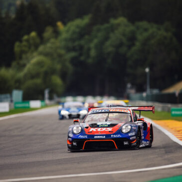 Porsche-Fahrer Thomas Preining startet mit Tagesbestzeit ins DTM-Wochenende in den Ardennen