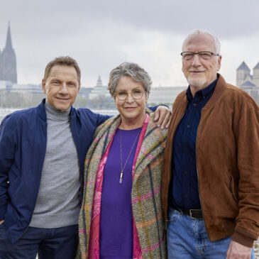 Katerina Jacob und Ernst Stötzner träumen von der Liebe: Dreharbeiten in Köln für den dritten Film der ARD-Degeto-Komödienreihe „Anna und ihr Untermieter“