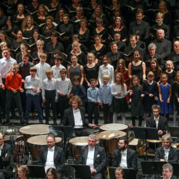 „Grenzenlos singen“ in Magdeburg: Internationales Chorfest heute