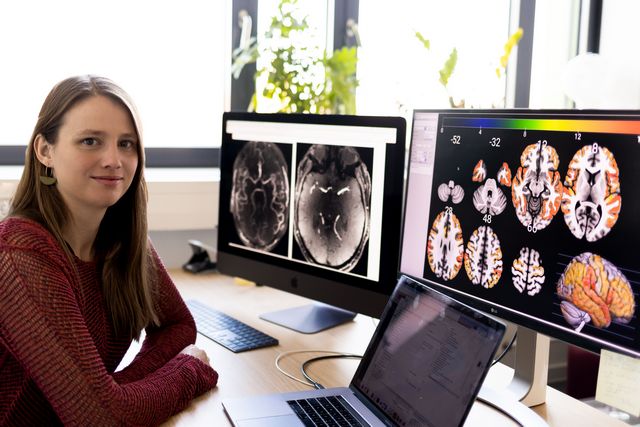 Universität Magdeburg FME: Auszeichnung für herausragende Leistung in Neurowissenschaften / OWN Award an Dr. Anne Maass verliehen