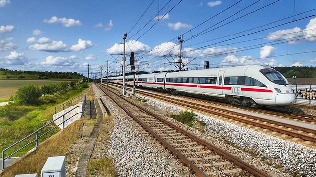Städte-Kurztrips in Europa mit Flug und Bahn: Reisen mit dem Zug bis 400 Kilometer attraktiver