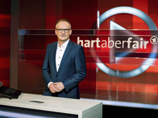 „hart aber fair“: Frank Plasberg verabschiedet sich mit starker Ausgabe von seiner Talksendung