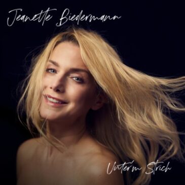 Jeanette Biedermann veröffentlicht ihre neue Single “Unterm Strich”