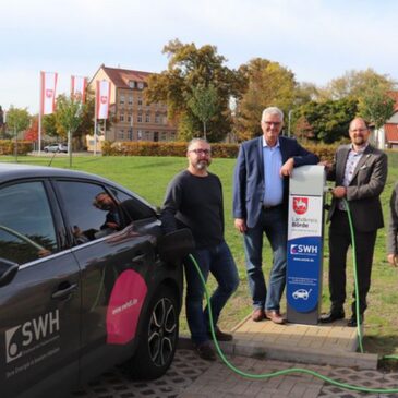 Elektromobilität: E-Ladesäulen beim Landkreis Börde in Haldensleben für die Öffentlichkeit nutzbar