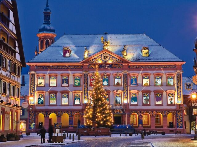 Wenn der Weihnachtszauber ruft – Im Mittleren Schwarzwald versüßen Adventskalenderhaus, Märchen-Rundweg und Tannenbaumstädtle die besinnliche Jahreszeit