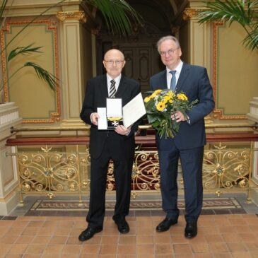 Ministerpräsident Haseloff überreichte Verdienstorden des Landes an Manfred Püchel