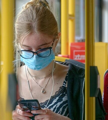 Ende der Pflicht: Maske kann freiwillig in Bus und Bahn getragen werden