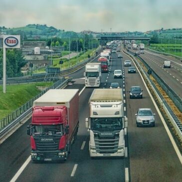 Erzeugerpreise für Dienstleistungen: Neuer Rekordanstieg im Bereich Güterbeförderung im Straßenverkehr