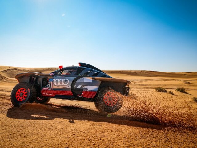 Team Audi Sport bleibt motiviert für zweite Hälfte der Rallye Dakar