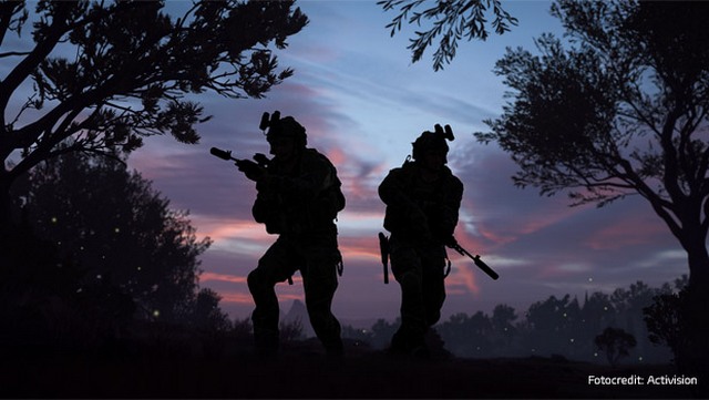 „Call of Duty: Modern Warfare II“ landet Hattrick in Games-Charts