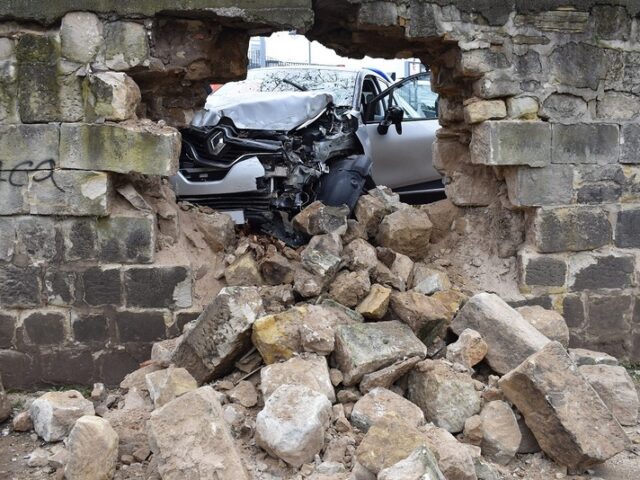 Zwei Schwerverletzte nach Unfall in Halberstadt